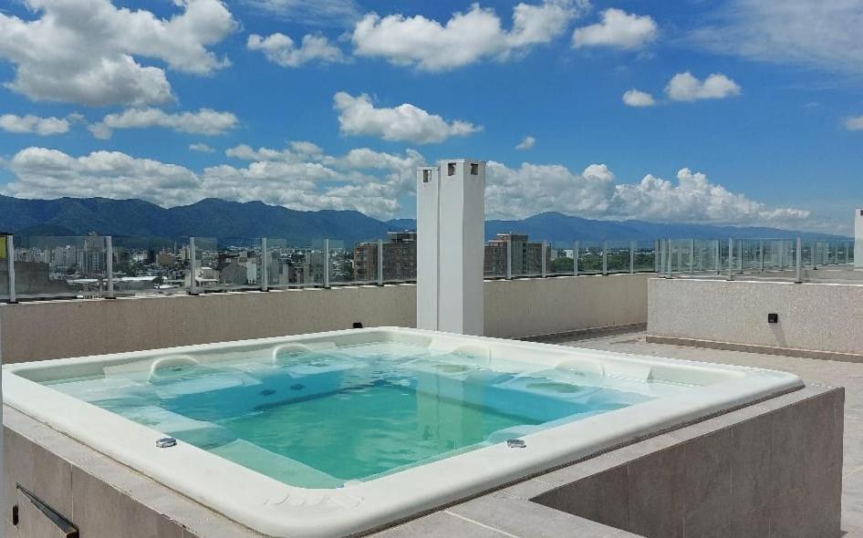 Bambu 1. Amplio Departamento.